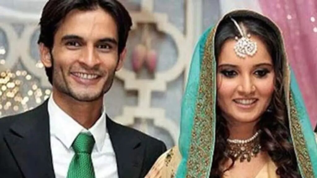  "Sania Mirza's Defiance: A Look Back at Her Unconventional Love Journey with Shoaib Malik"