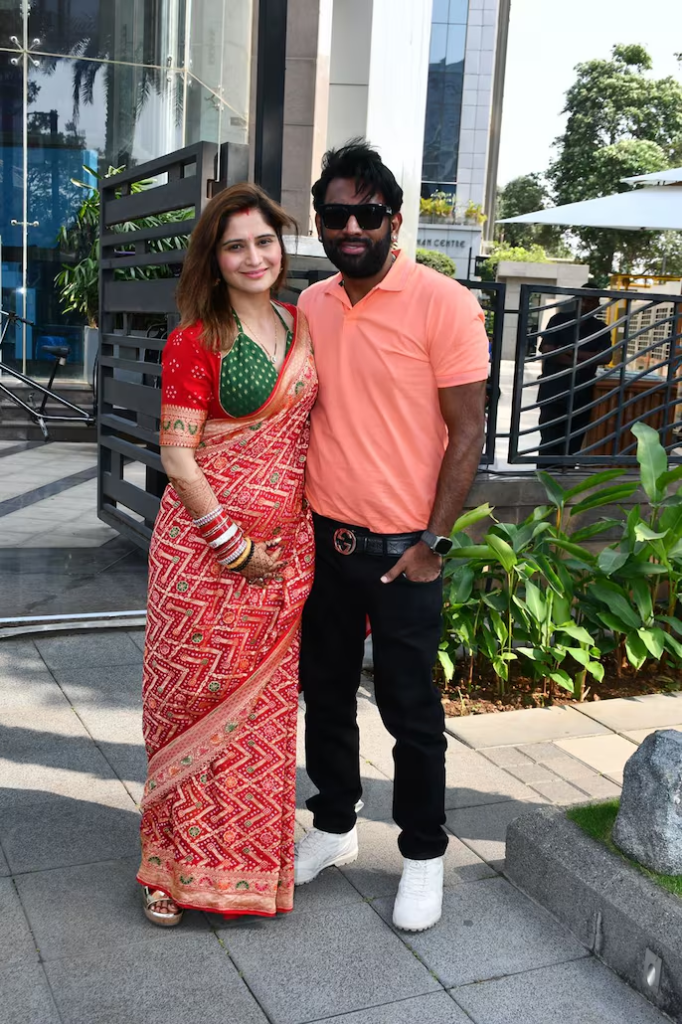 Arti Singh and Dipak Chauhan Step Out Together Post-Wedding for the First Time